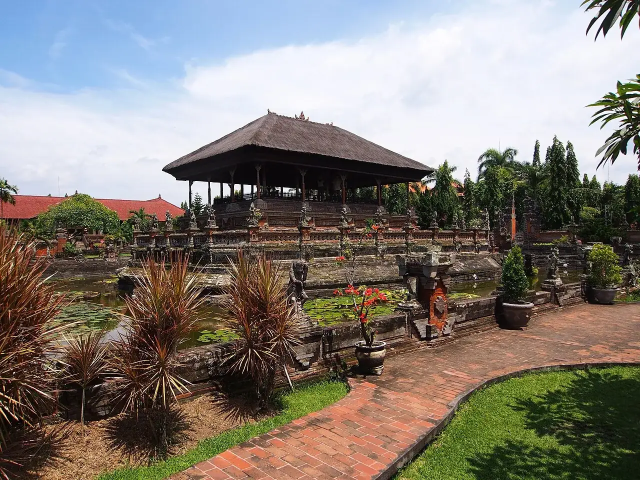 The raised Kerta Gosa pavilion in Klungkung